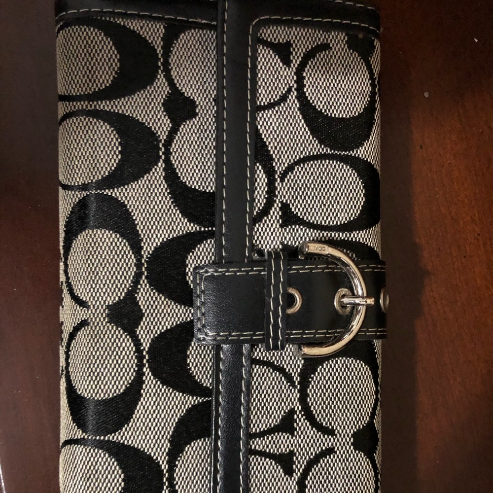 Coach wallet